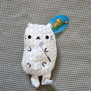 Cats vs pickles gold cat